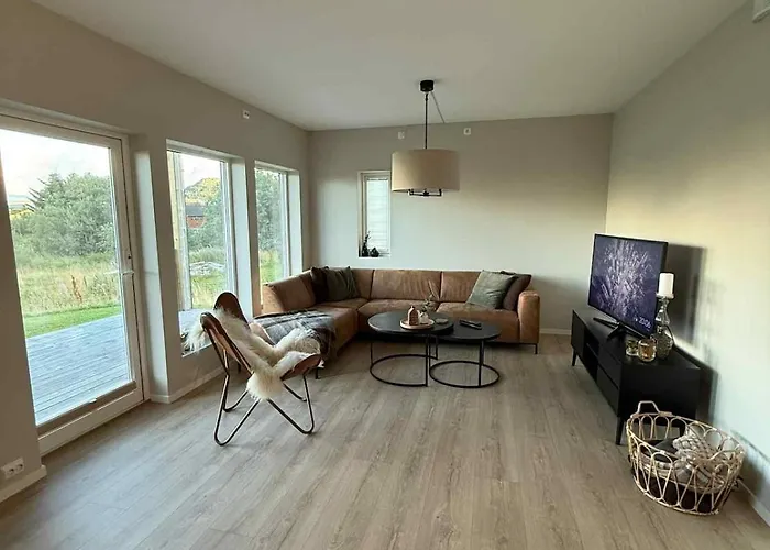 72 M2, 2 Bedrooms,kitchen Bathroom,wi-fi And Tv